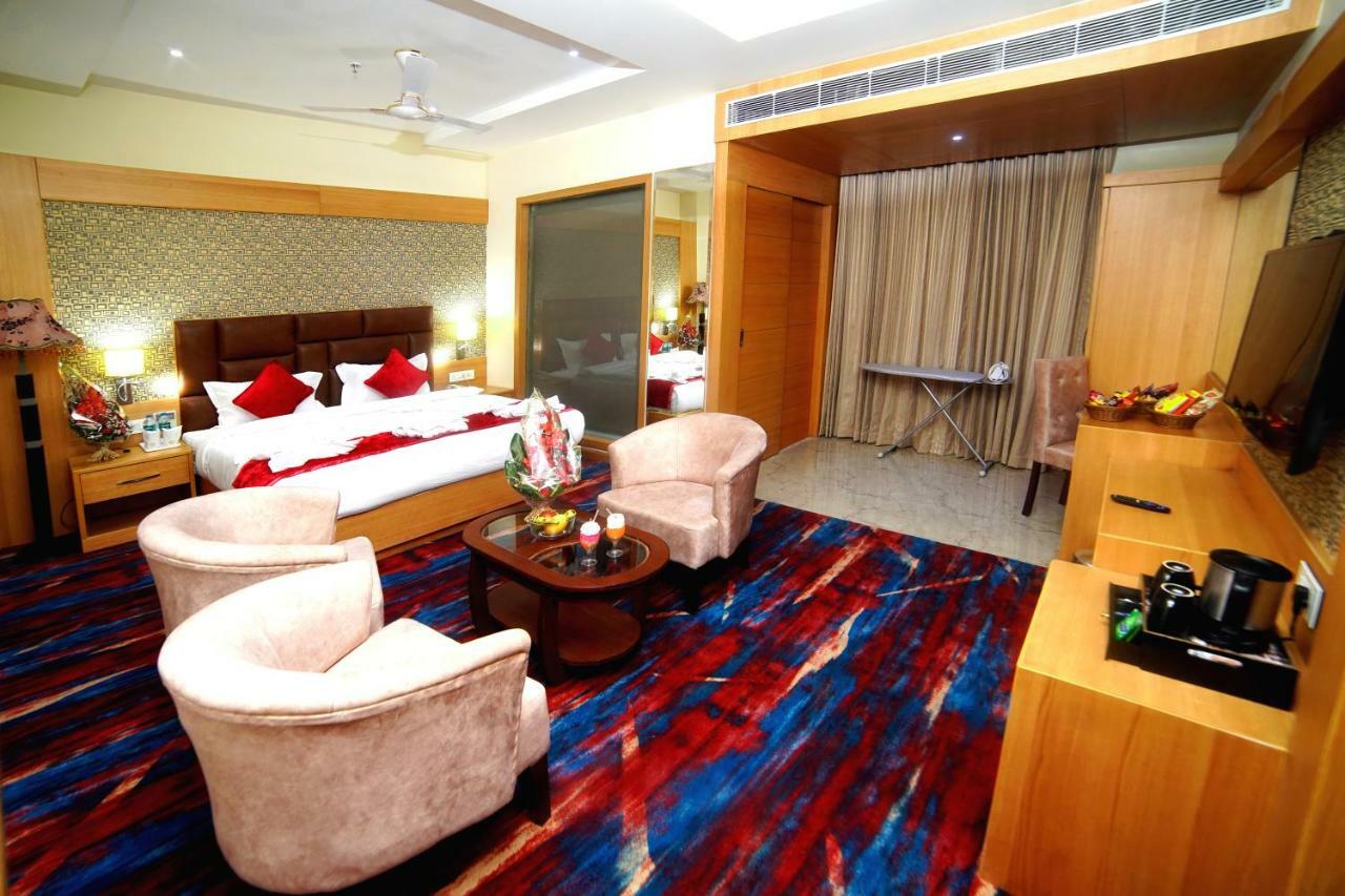 The Landmark Amritsar Exterior foto